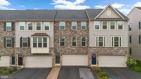 Exterior - 6325 Posey St, Frederick, MD 21703 photo 2 of 8