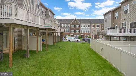 Exterior - 6325 Posey St, Frederick, MD 21703 photo 5 of 8