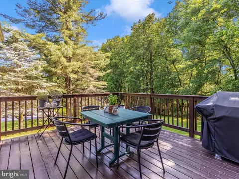Exterior - 5421 Bartonsville Rd, Frederick, MD 21704 photo 4 of 11