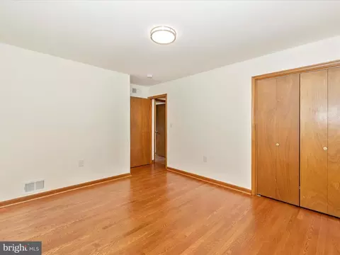 Bedroom - 8013 Meadowview Dr, Frederick, MD 21702 photo 6 of 9