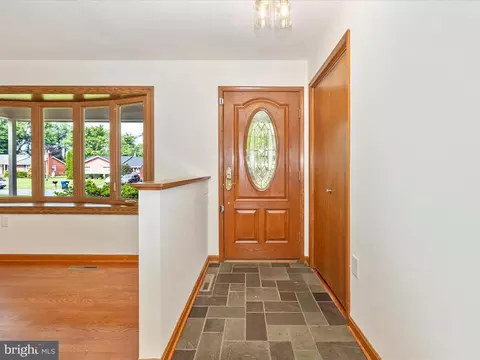 Entry Way - 8013 Meadowview Dr, Frederick, MD 21702 photo 1 of 2