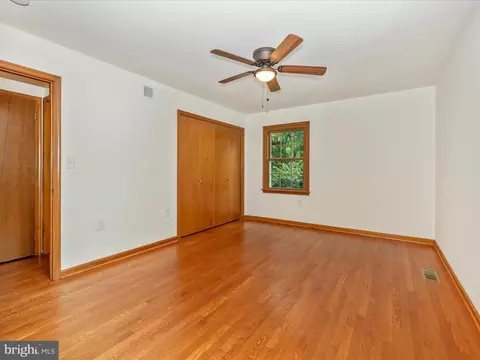 Bedroom - 8013 Meadowview Dr, Frederick, MD 21702 photo 3 of 9