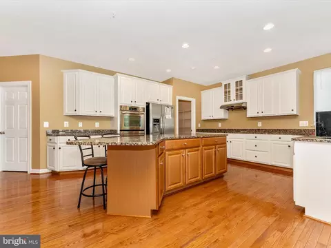 Kitchen - 1936 Moran Dr, Frederick, MD 21702 photo 2 of 4