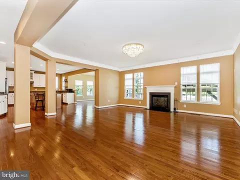 Living - 1936 Moran Dr, Frederick, MD 21702 photo 4 of 6