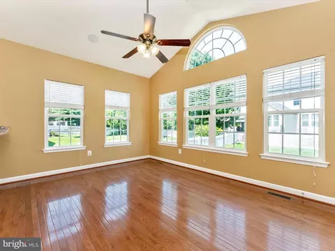 Living - 1936 Moran Dr, Frederick, MD 21702 photo 3 of 6