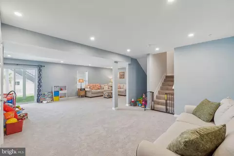 1469 Clingmans Dome Dr, Frederick, MD 21702 photo 32