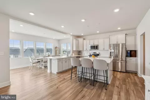 1469 Clingmans Dome Dr, Frederick, MD 21702 photo 3