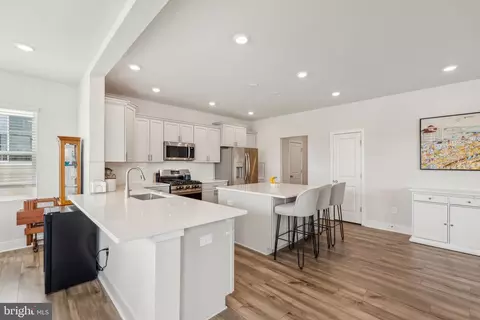 1469 Clingmans Dome Dr, Frederick, MD 21702 photo 5