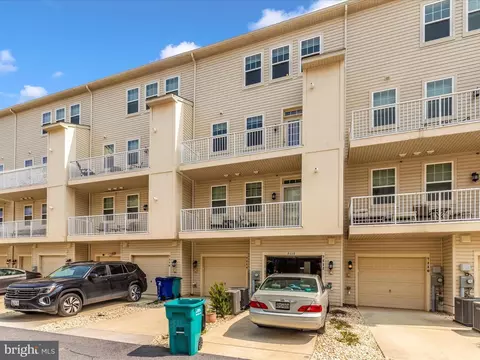 Exterior - 7114 Proclamation Pl, Frederick, MD 21703 photo 5 of 12