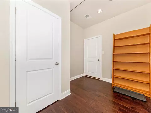 Entry Way - 7114 Proclamation Pl, Frederick, MD 21703 photo 3 of 5