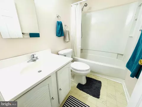 Bath - 6757 Brace Ct, Frederick, MD 21703 photo 1 of 3