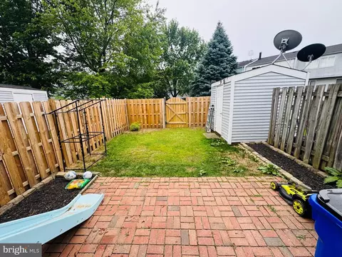 Exterior - 6757 Brace Ct, Frederick, MD 21703 photo 3 of 4