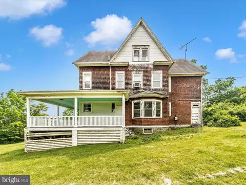Exterior - 5830 Rowland Hill Rd, Cascade, MD 21719 photo 4 of 10