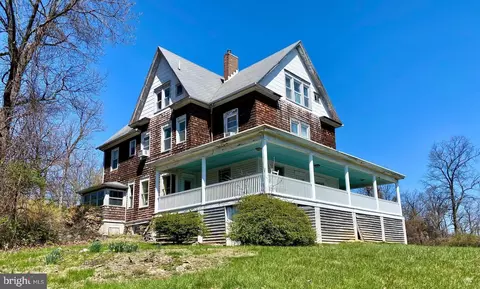Exterior - 5830 Rowland Hill Rd, Cascade, MD 21719 photo 3 of 10