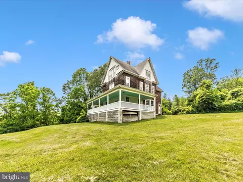 Exterior - 5830 Rowland Hill Rd, Cascade, MD 21719 photo 7 of 10