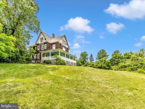 Exterior - 5830 Rowland Hill Rd, Cascade, MD 21719 photo 8 of 10