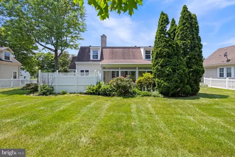 823 Dunbrooke Ct, Frederick, MD 21701 photo 5