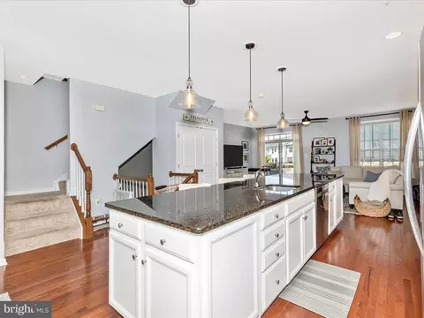 6540 Newton Dr, Frederick, MD 21703 photo 10