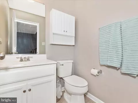 6540 Newton Dr, Frederick, MD 21703 photo 38