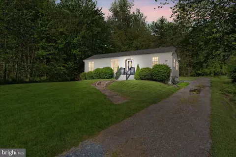 5504 Burkittsville Rd, Jefferson, MD 21755