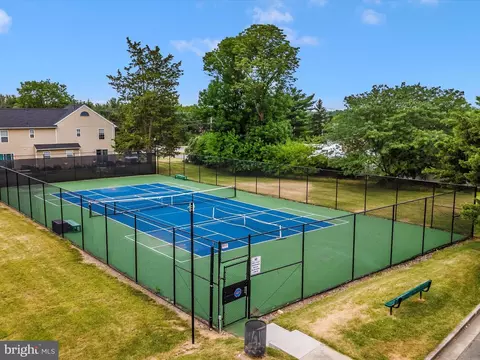 View/Area - 8011 Lighthouse Lndg, Frederick, MD 21701 photo 2 of 4