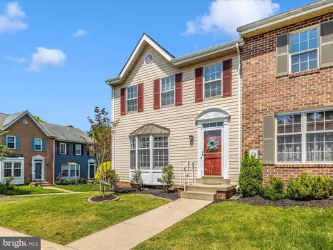 Exterior - 8011 Lighthouse Lndg, Frederick, MD 21701 photo 2 of 21