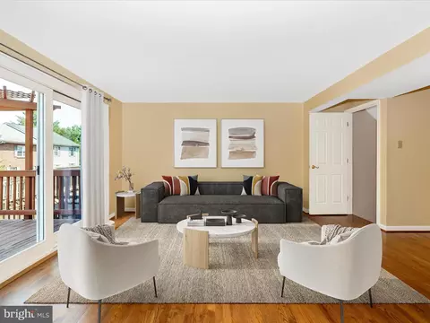 Living - 8011 Lighthouse Lndg, Frederick, MD 21701 photo 5 of 10