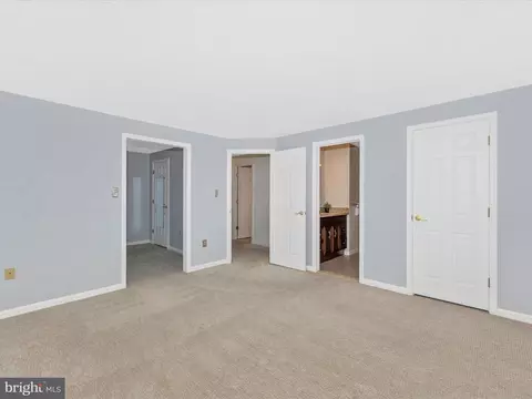 Bedroom - 8011 Lighthouse Lndg, Frederick, MD 21701 photo 5 of 11