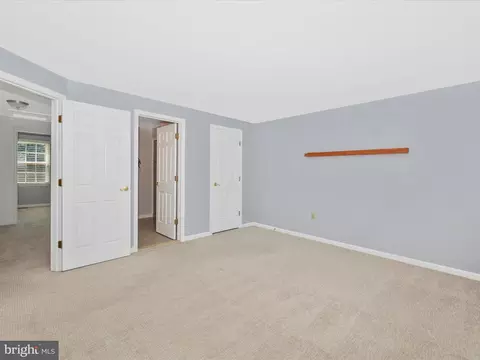 Bedroom - 8011 Lighthouse Lndg, Frederick, MD 21701 photo 4 of 11