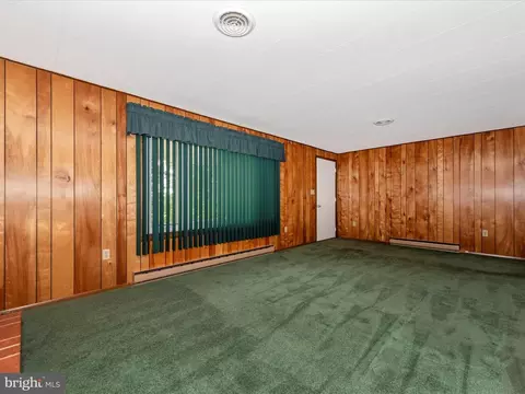 Living - 11732 Warner Rd, Keymar, MD 21757 photo 4 of 7