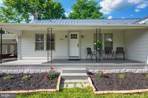 5747 Bartonsville Rd, Frederick, MD 21704