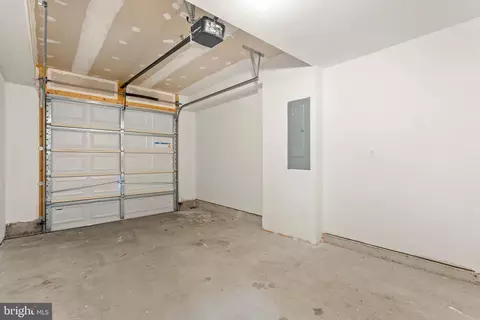 Entry Way - 6433 Alan Linton Blvd E, Frederick, MD 21703 photo 2 of 2