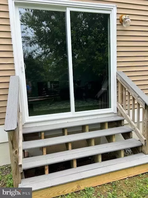 Exterior - 6786 Singletree Ct, Frederick, MD 21703 photo 2 of 5