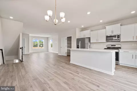 Entry Way - 736 Compass Way, Frederick, MD 21701 photo 4 of 7