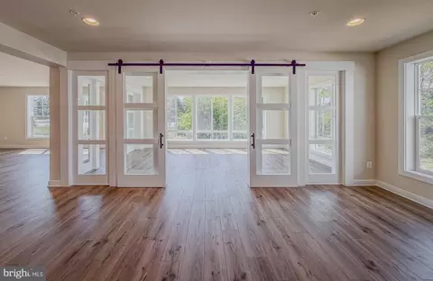Living - 8785 Helleber Spring Cir, Frederick, MD 21701 photo 2 of 3