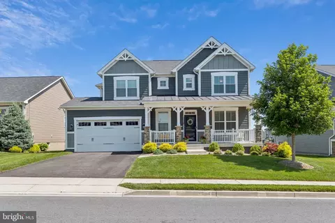 1115 Lakin Dr, Frederick, MD 21702