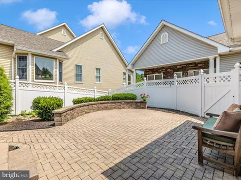 Exterior - 6 Stine Ct, Middletown, MD 21769 photo 9 of 15