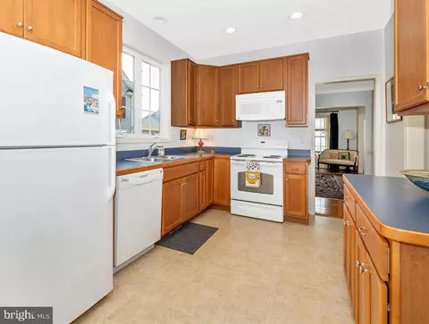 Kitchen - 6 Stine Ct, Middletown, MD 21769 photo 3 of 6