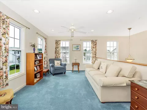 Living - 6 Stine Ct, Middletown, MD 21769 photo 5 of 5