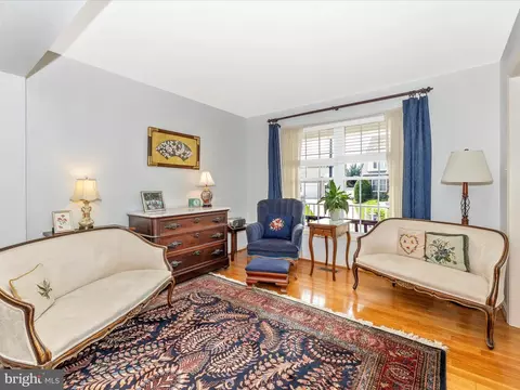 Living - 6 Stine Ct, Middletown, MD 21769 photo 2 of 5