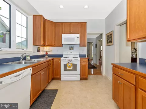 Kitchen - 6 Stine Ct, Middletown, MD 21769 photo 4 of 6