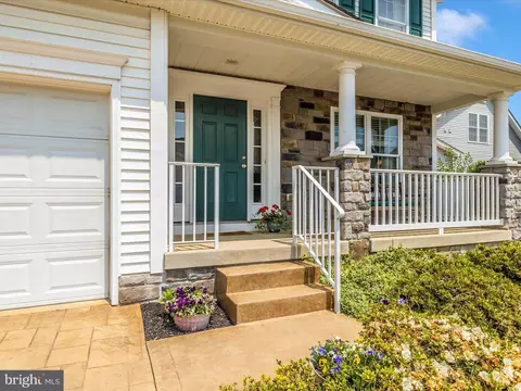 Exterior - 6 Stine Ct, Middletown, MD 21769 photo 2 of 15