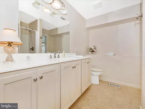 Bath - 6 Stine Ct, Middletown, MD 21769 photo 1 of 2