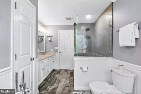 Bath - 116 Mariam Pass, Middletown, MD 21769 photo 3 of 5