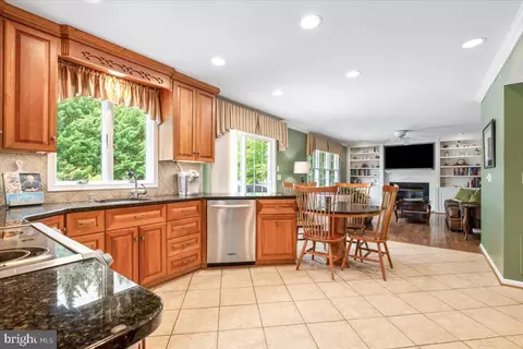 Kitchen - 116 Mariam Pass, Middletown, MD 21769 photo 4 of 5