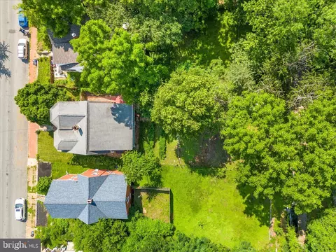 View/Area - 413 E A St, Brunswick, MD 21716 photo 2 of 3