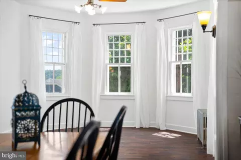 Dining - 413 E A St, Brunswick, MD 21716 photo 1 of 4
