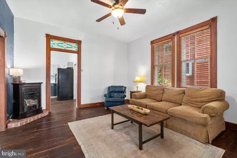 Living - 413 E A St, Brunswick, MD 21716 photo 1 of 1