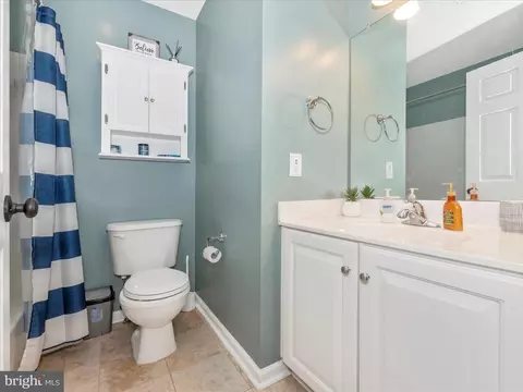 Bath - 6529 Carston Ct, Frederick, MD 21703 photo 5 of 6