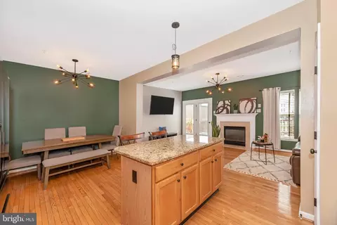 Kitchen - 6529 Carston Ct, Frederick, MD 21703 photo 4 of 7